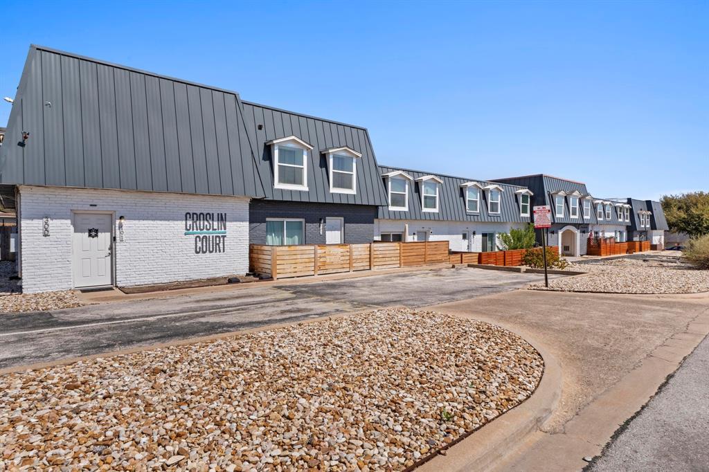 300 E Croslin Street Austin TX 78752