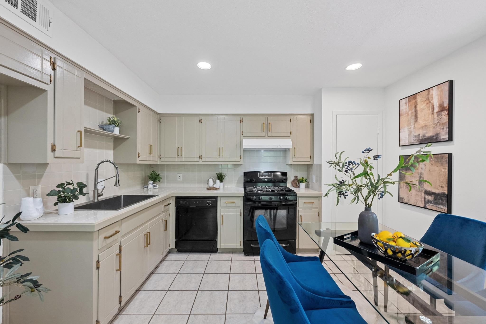 1511 Terrapin Court Austin TX 78746