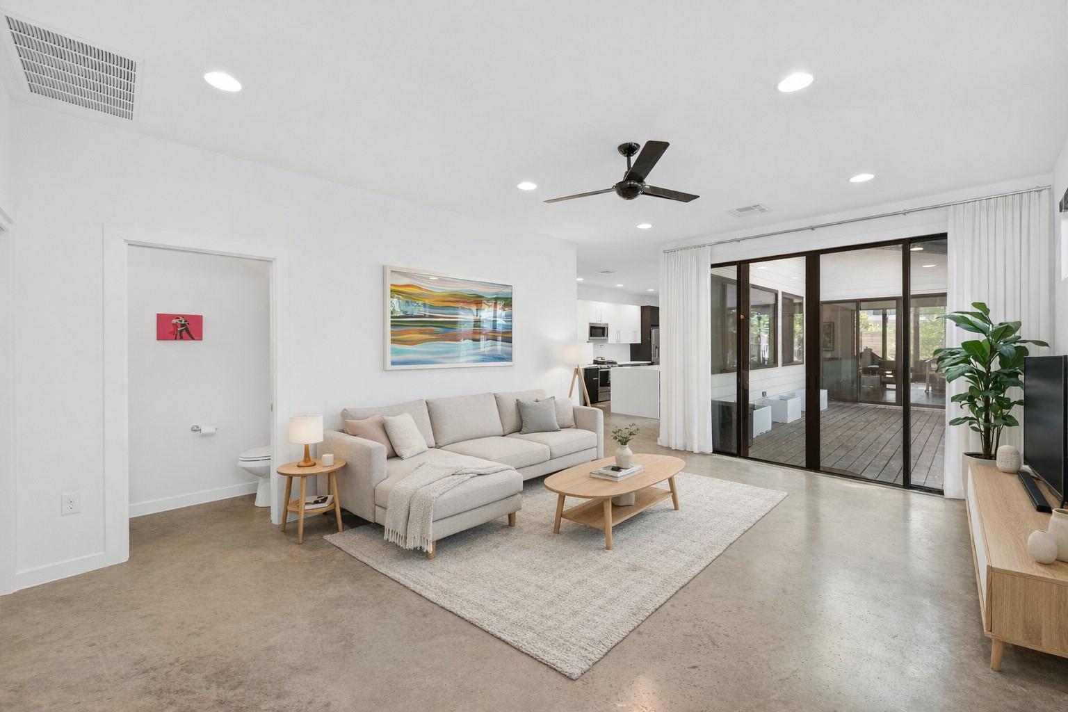 1005 Cardinal Lane Austin TX 78704