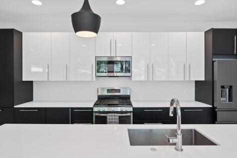 1005 Cardinal Lane Austin TX 78704