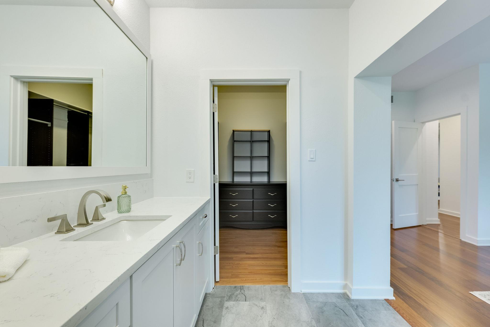 1707 Spyglass Drive Austin TX 78746