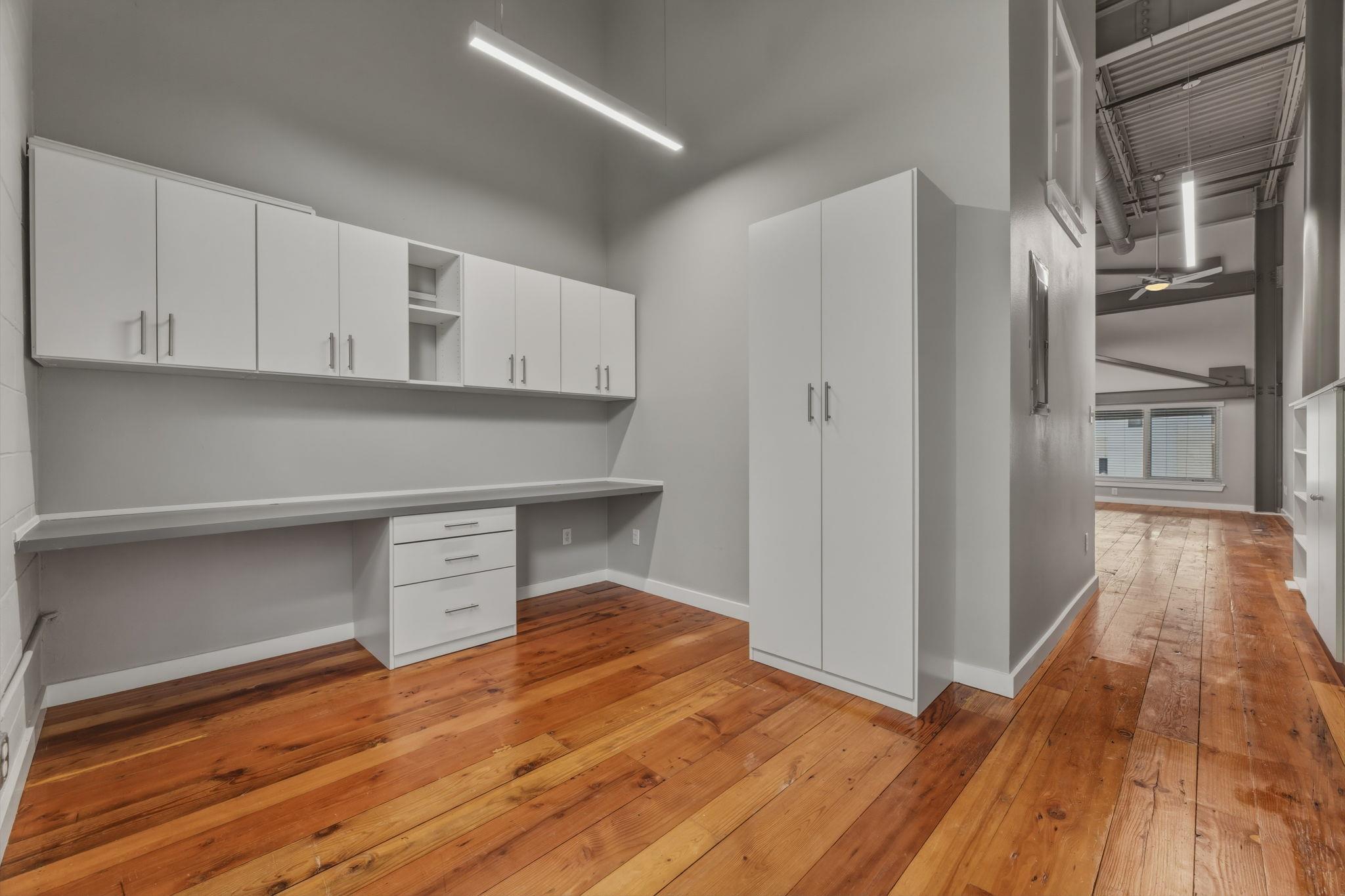 1305 E 6th Street Austin TX 78702