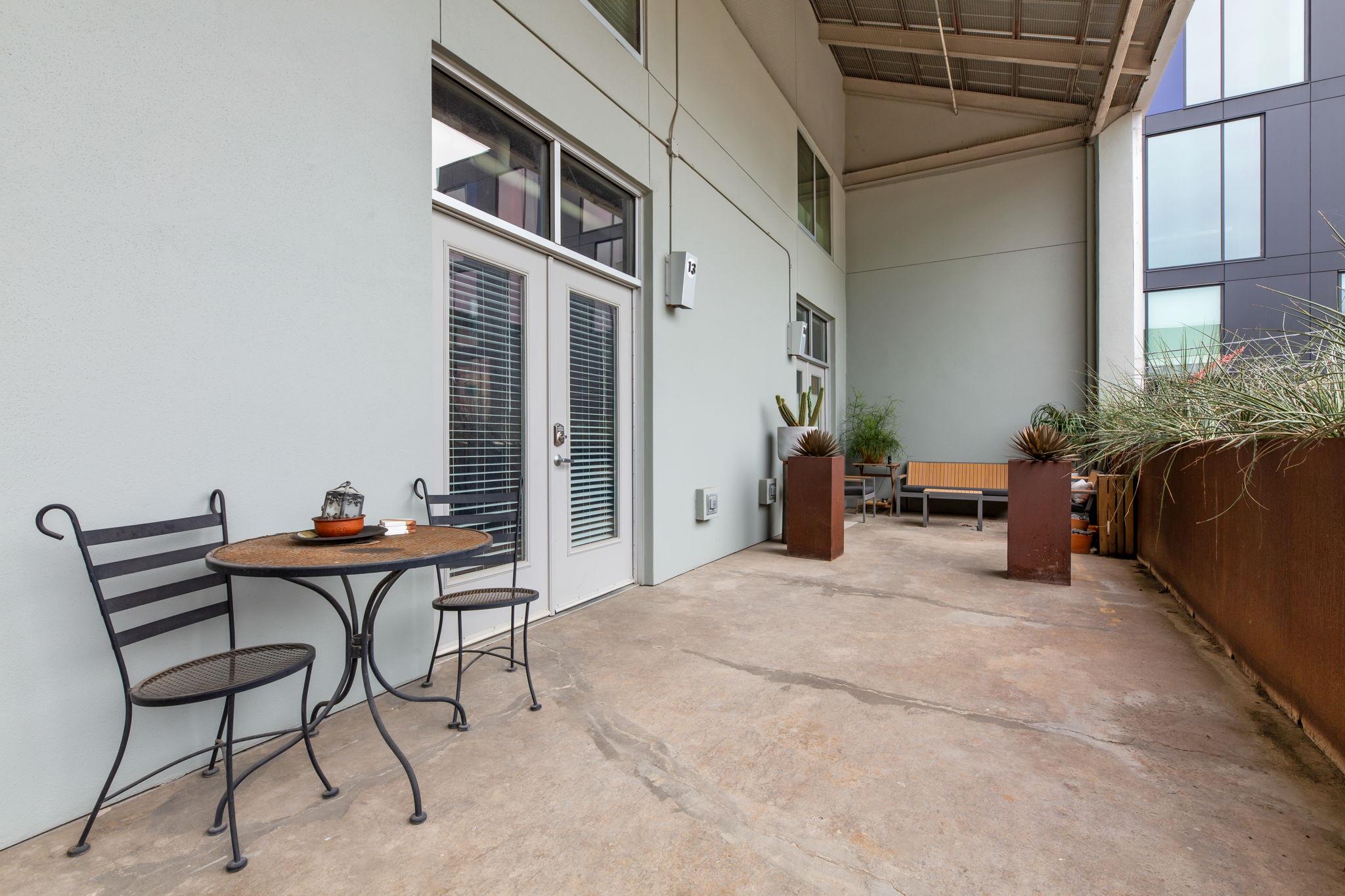 1305 E 6th Street Austin TX 78702