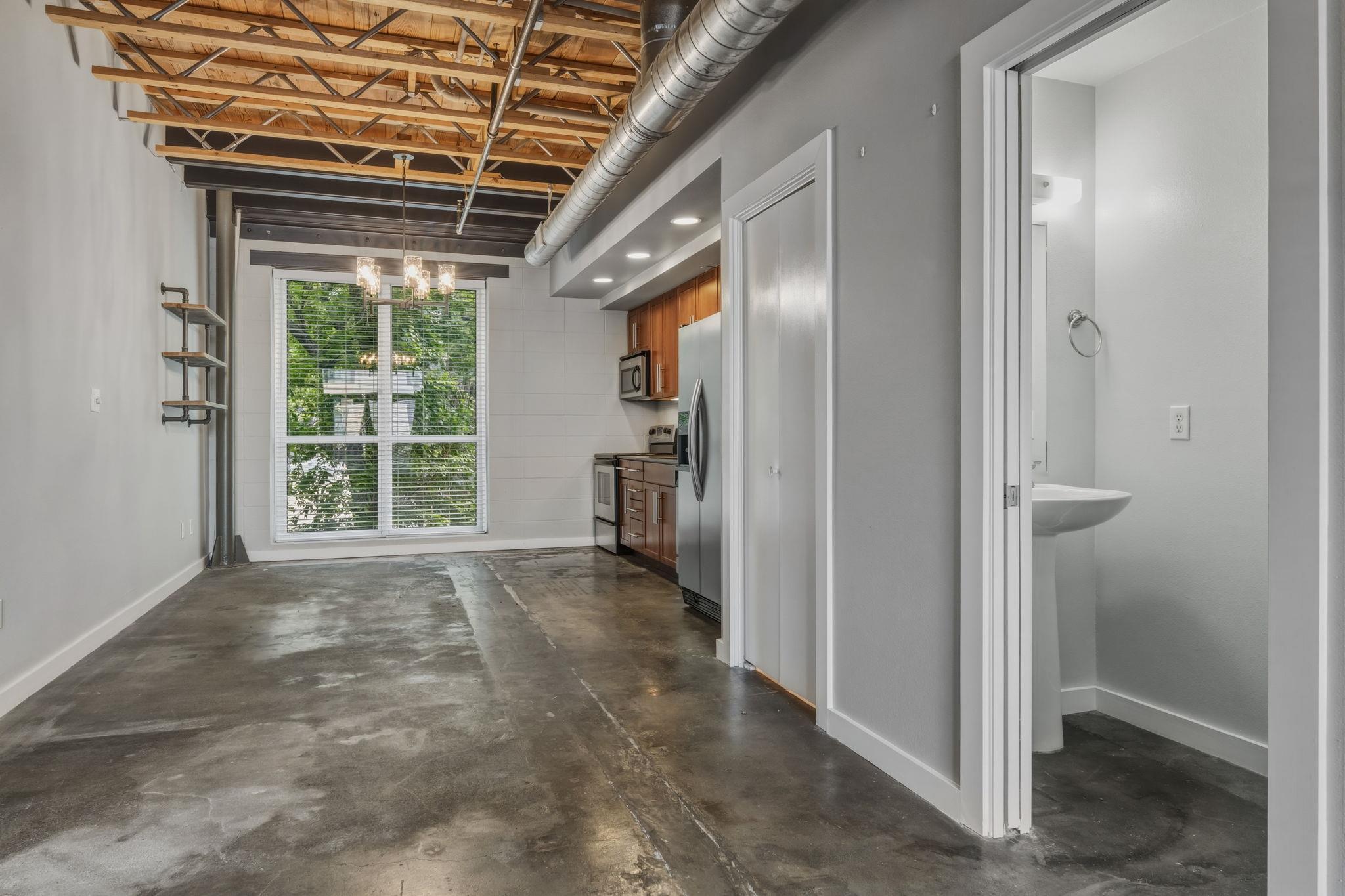 1305 E 6th Street Austin TX 78702