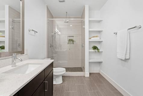 2002 Glen Allen Street Austin TX 78704