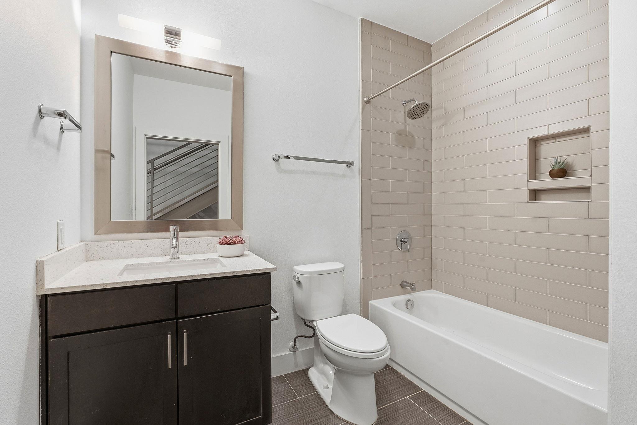 2002 Glen Allen Street Austin TX 78704