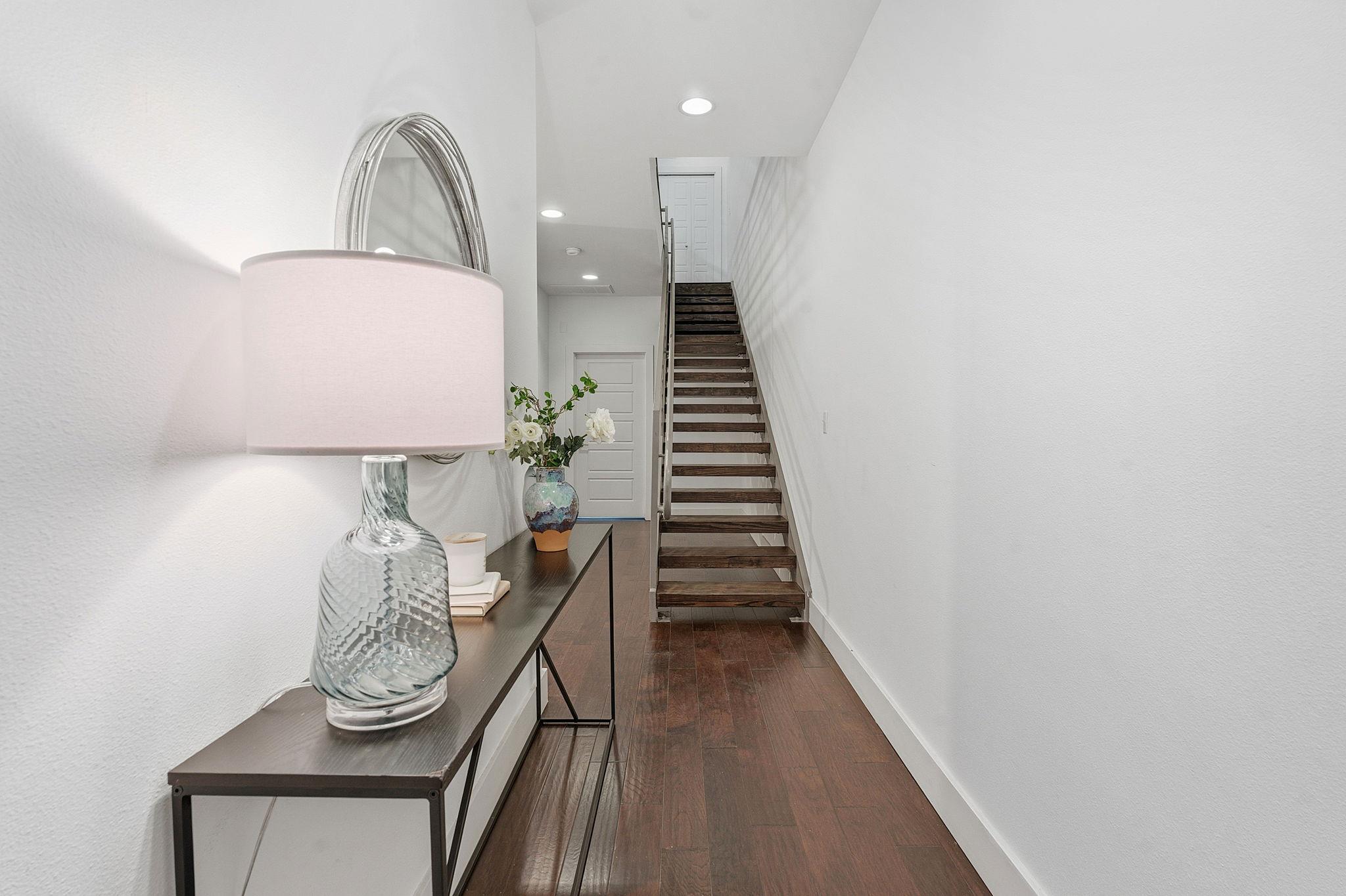 2002 Glen Allen Street Austin TX 78704