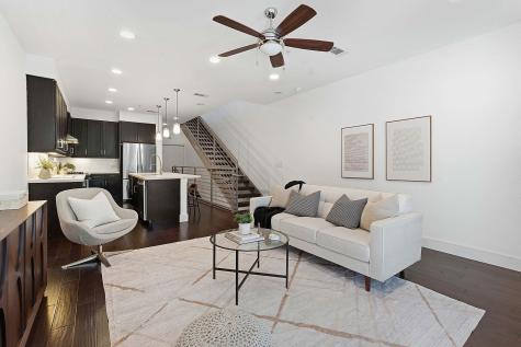 2002 Glen Allen Street Austin TX 78704