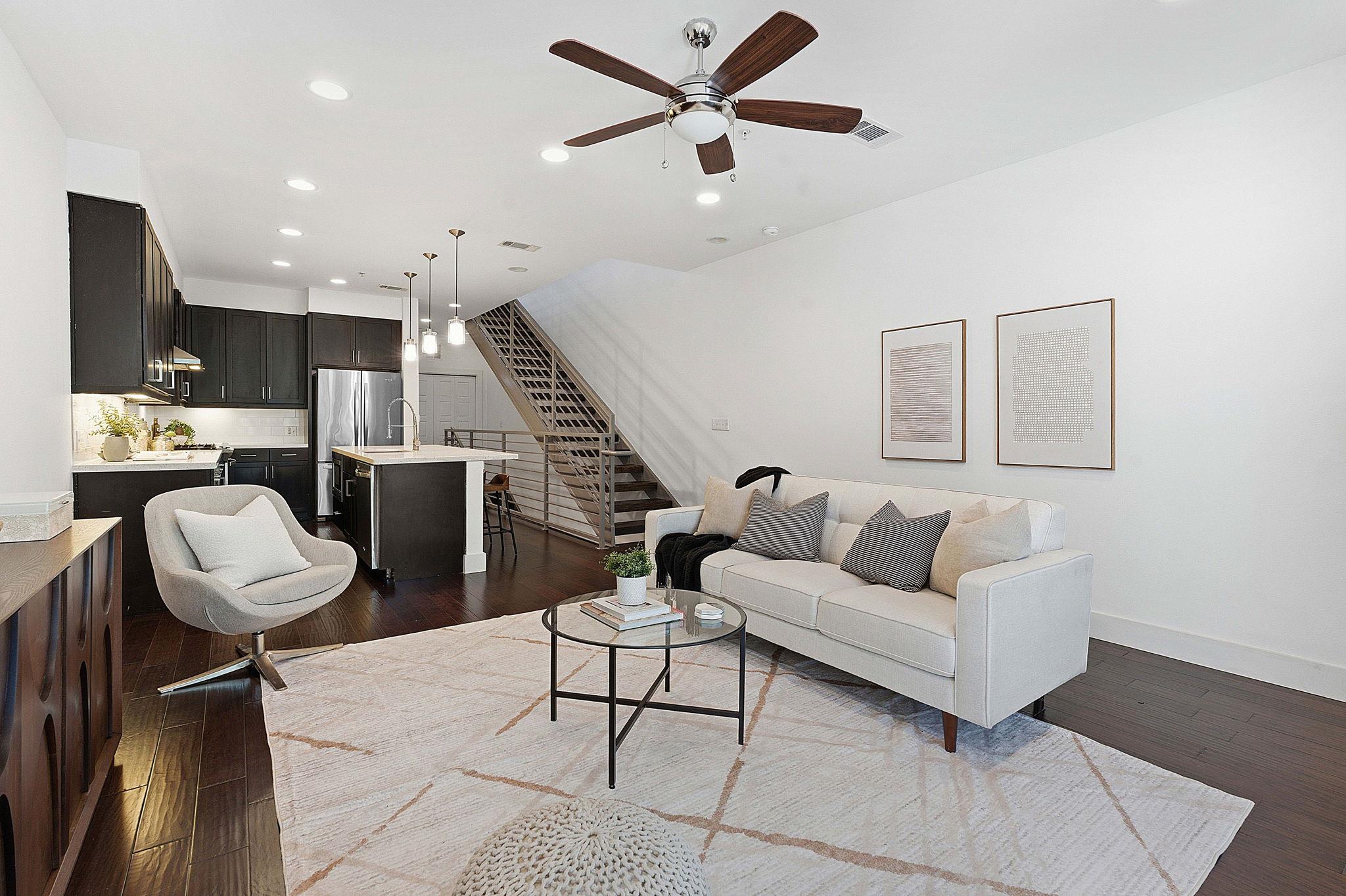 2002 Glen Allen Street Austin TX 78704