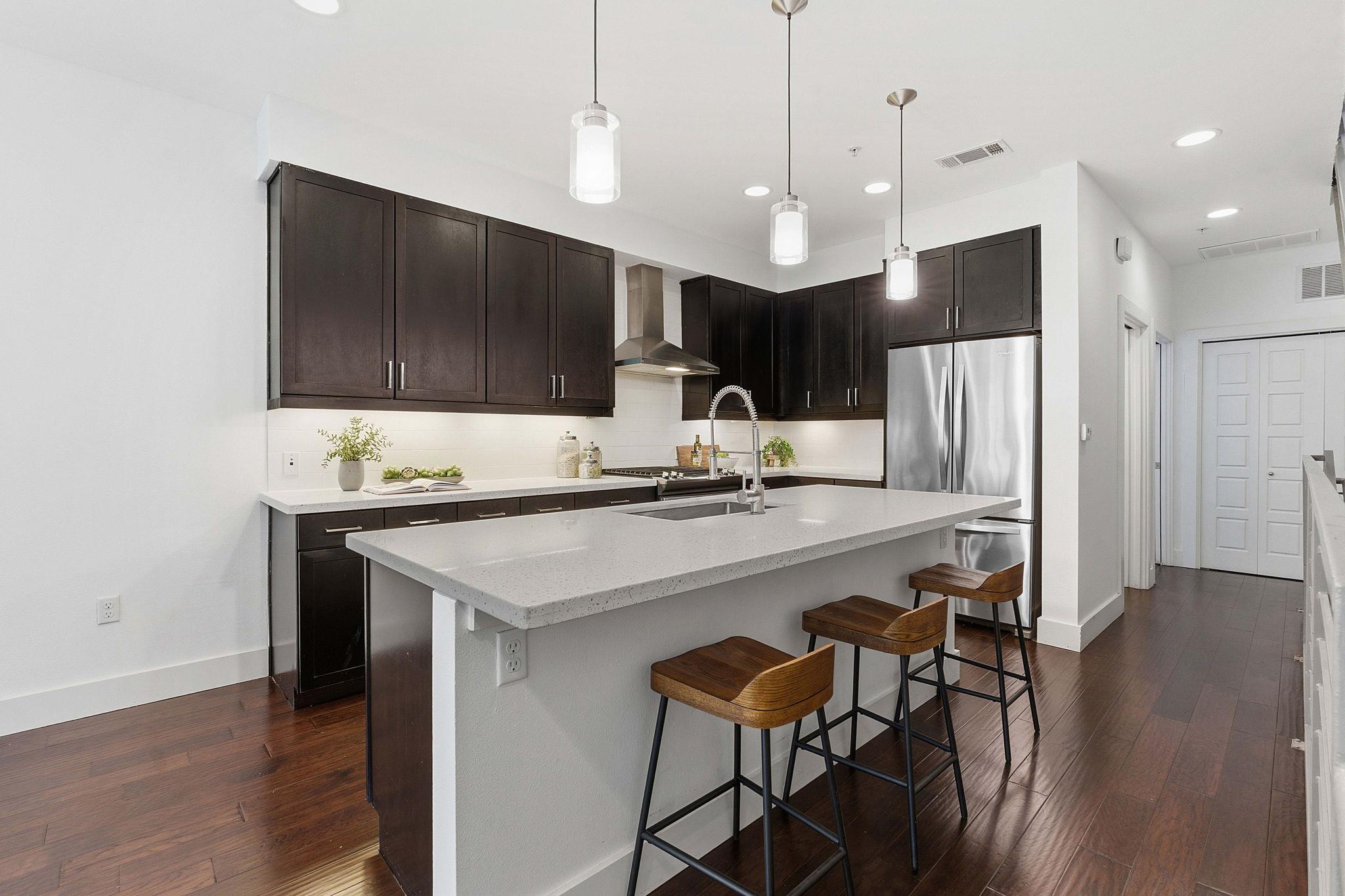 2002 Glen Allen Street Austin TX 78704