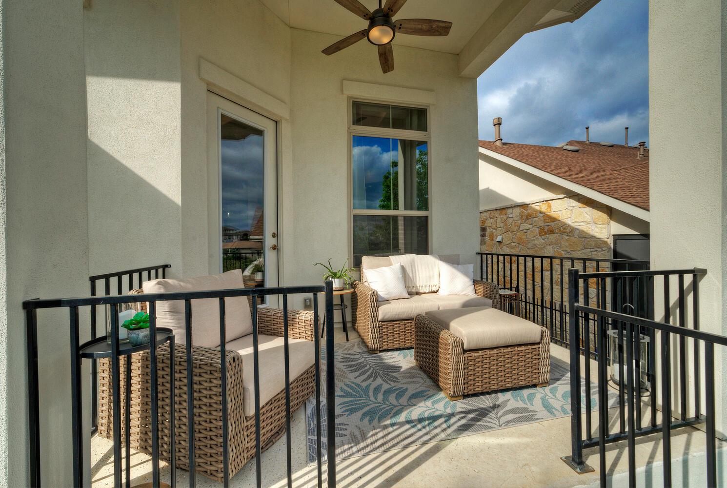 106 Cartwheel Bend Austin TX 78738