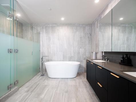 44 East Avenue Austin TX 78701