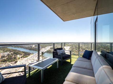 44 East Avenue Austin TX 78701