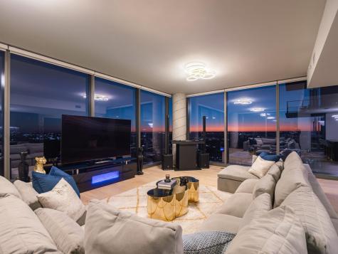 44 East Avenue Austin TX 78701