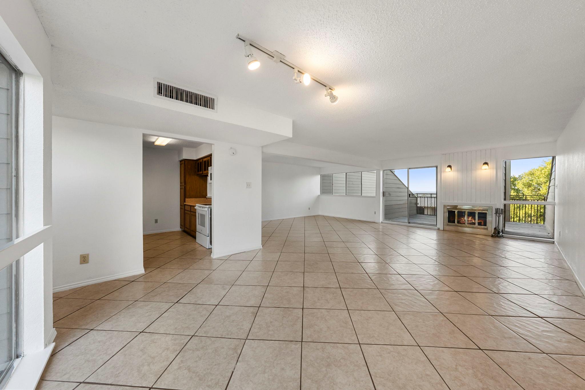 300 Out Yonder Horseshoe Bay TX 78657