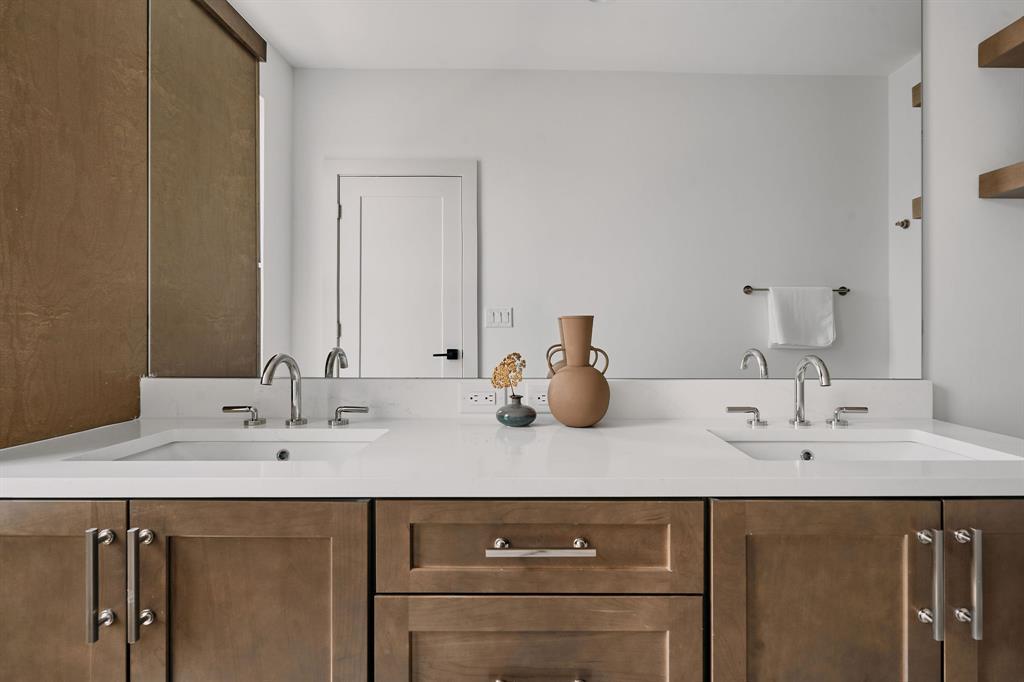 2209 Woodland Avenue Austin TX 78741