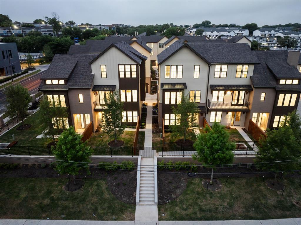 2209 Woodland Avenue Austin TX 78741