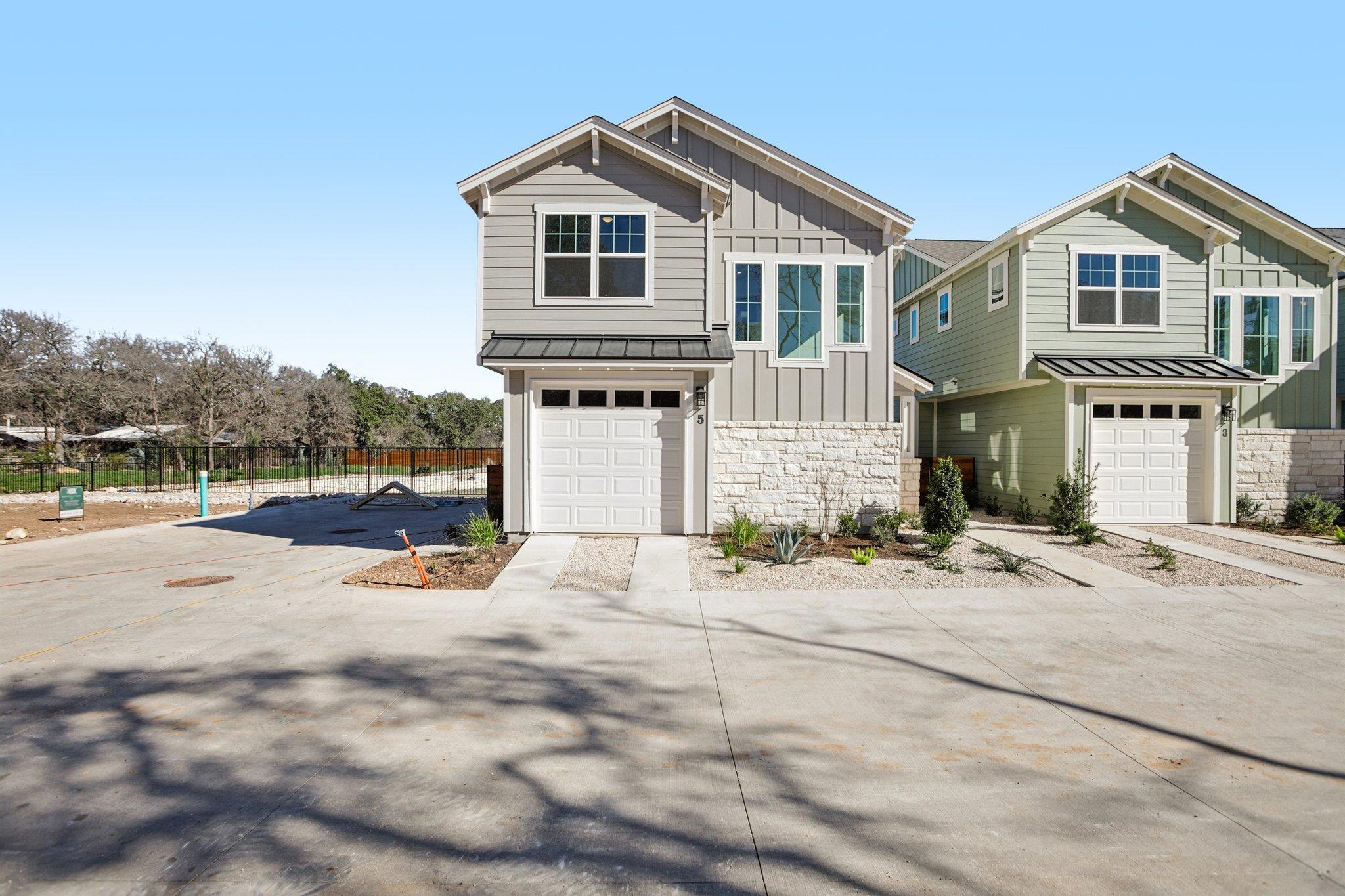 2414 Drew Lane Austin TX 78748