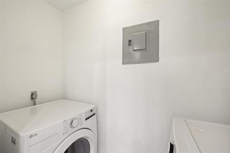 2001 Parker Lane Austin TX 78741