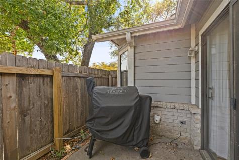 2001 Parker Lane Austin TX 78741