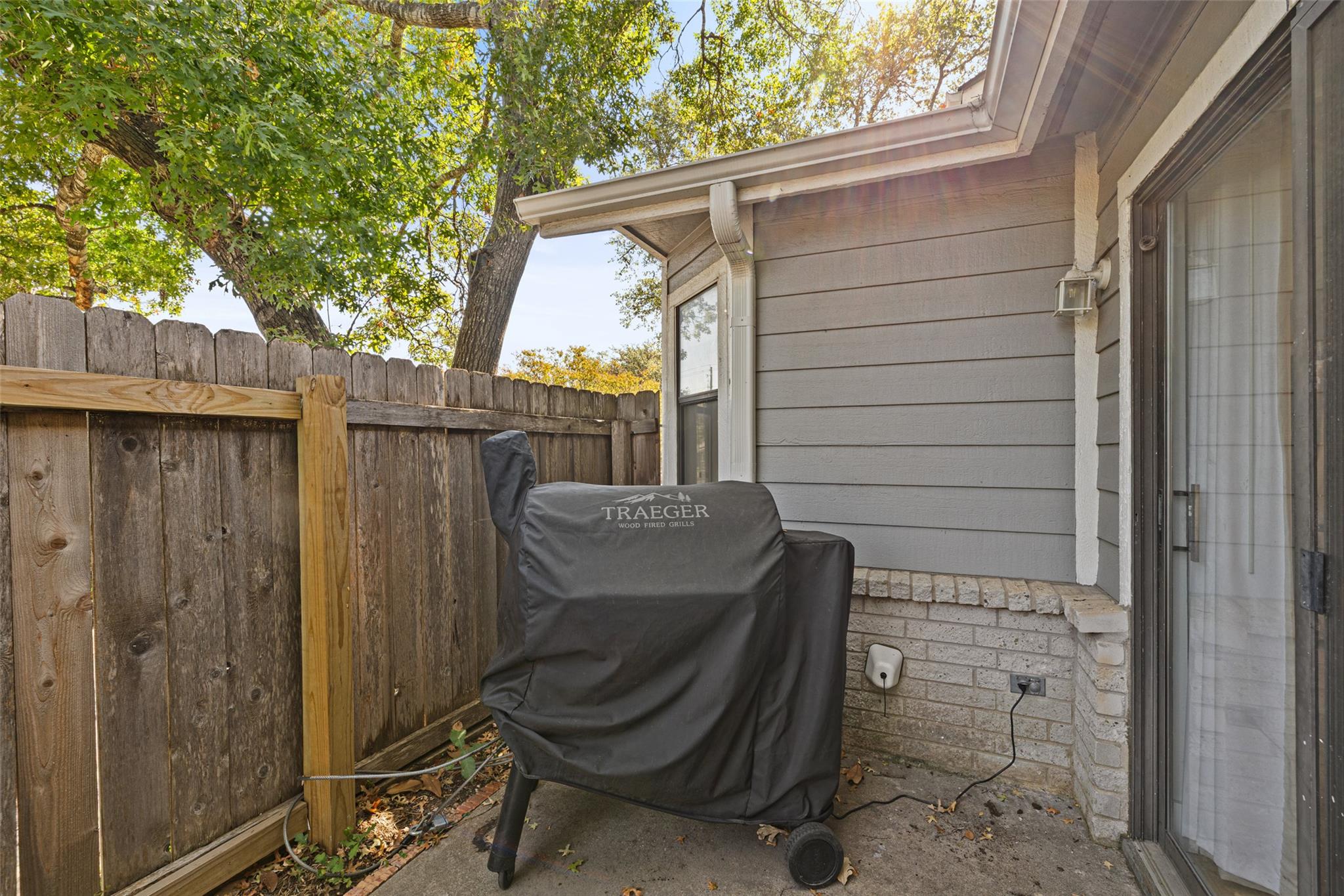 2001 Parker Lane Austin TX 78741