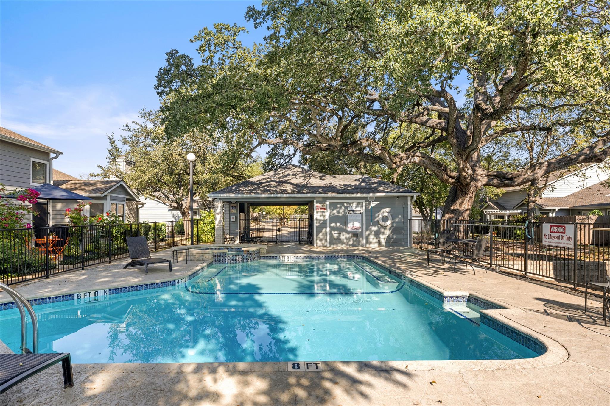 2001 Parker Lane Austin TX 78741