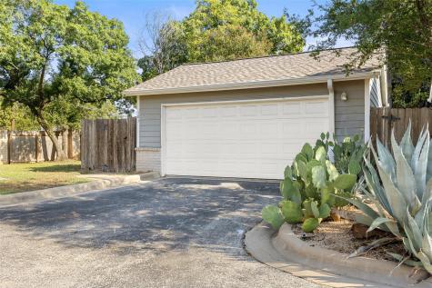 2001 Parker Lane Austin TX 78741