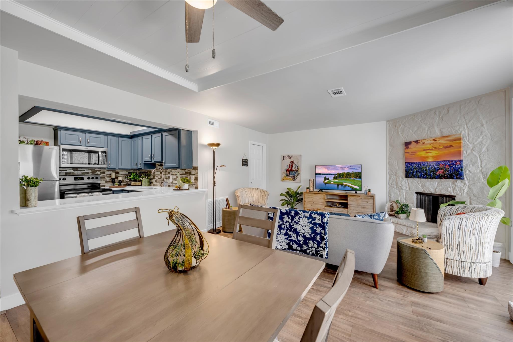 200 Free Rein Horseshoe Bay TX 78657