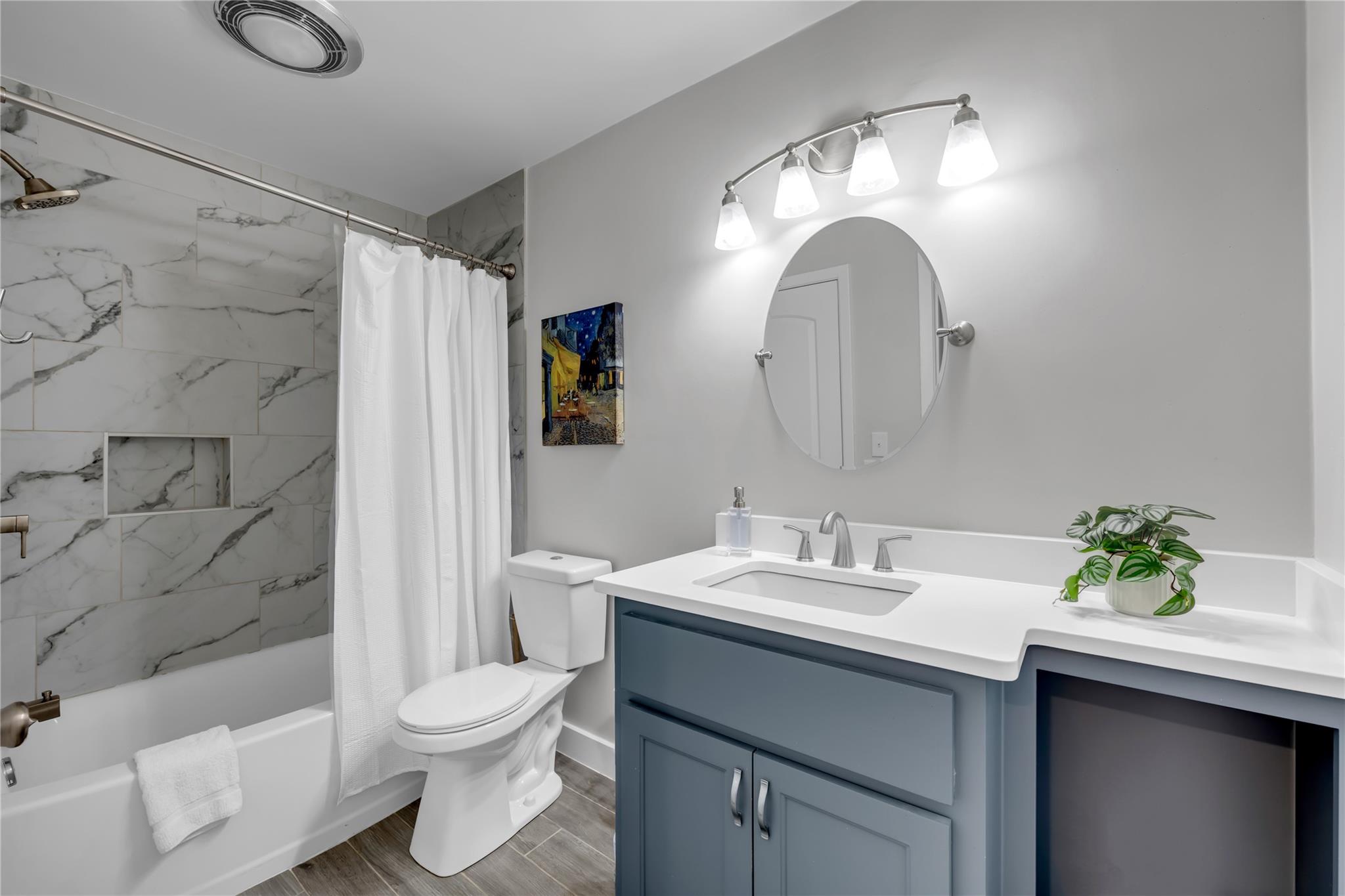 200 Free Rein Horseshoe Bay TX 78657