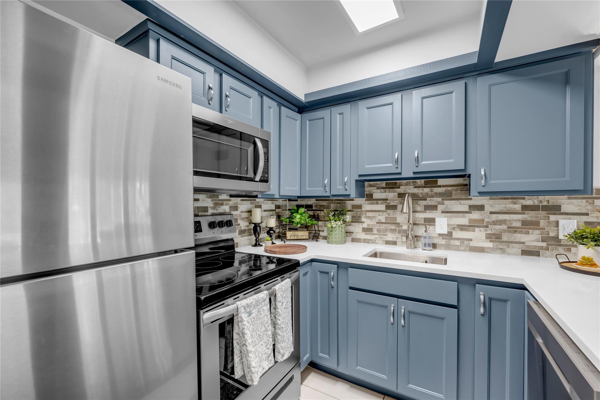 200 Free Rein Horseshoe Bay TX 78657