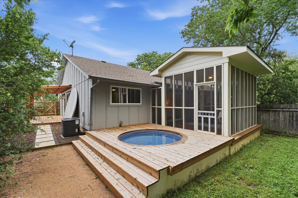 6711 West Gate Boulevard Austin TX 78745