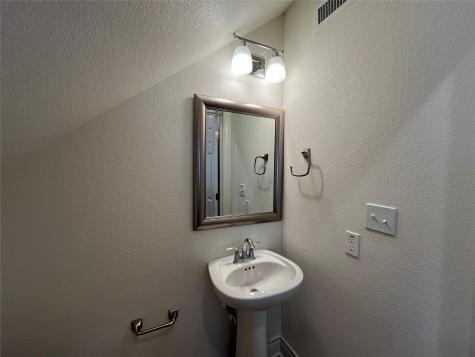 2105 Tiger Trail Round Rock TX 78665