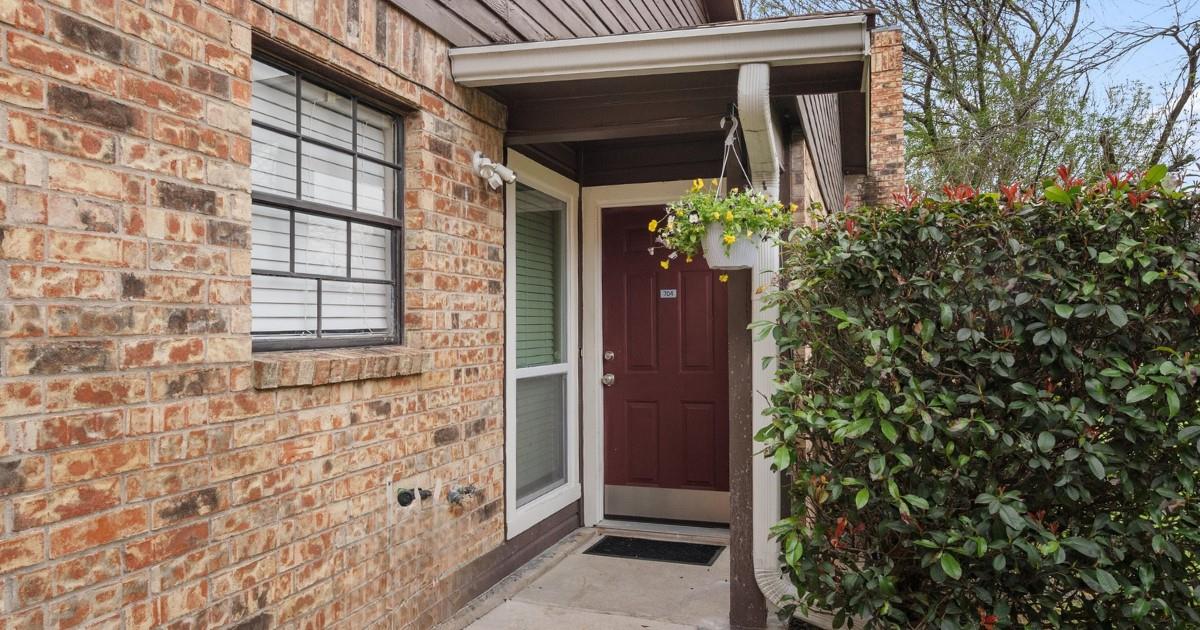1601 Faro Drive Austin TX 78741