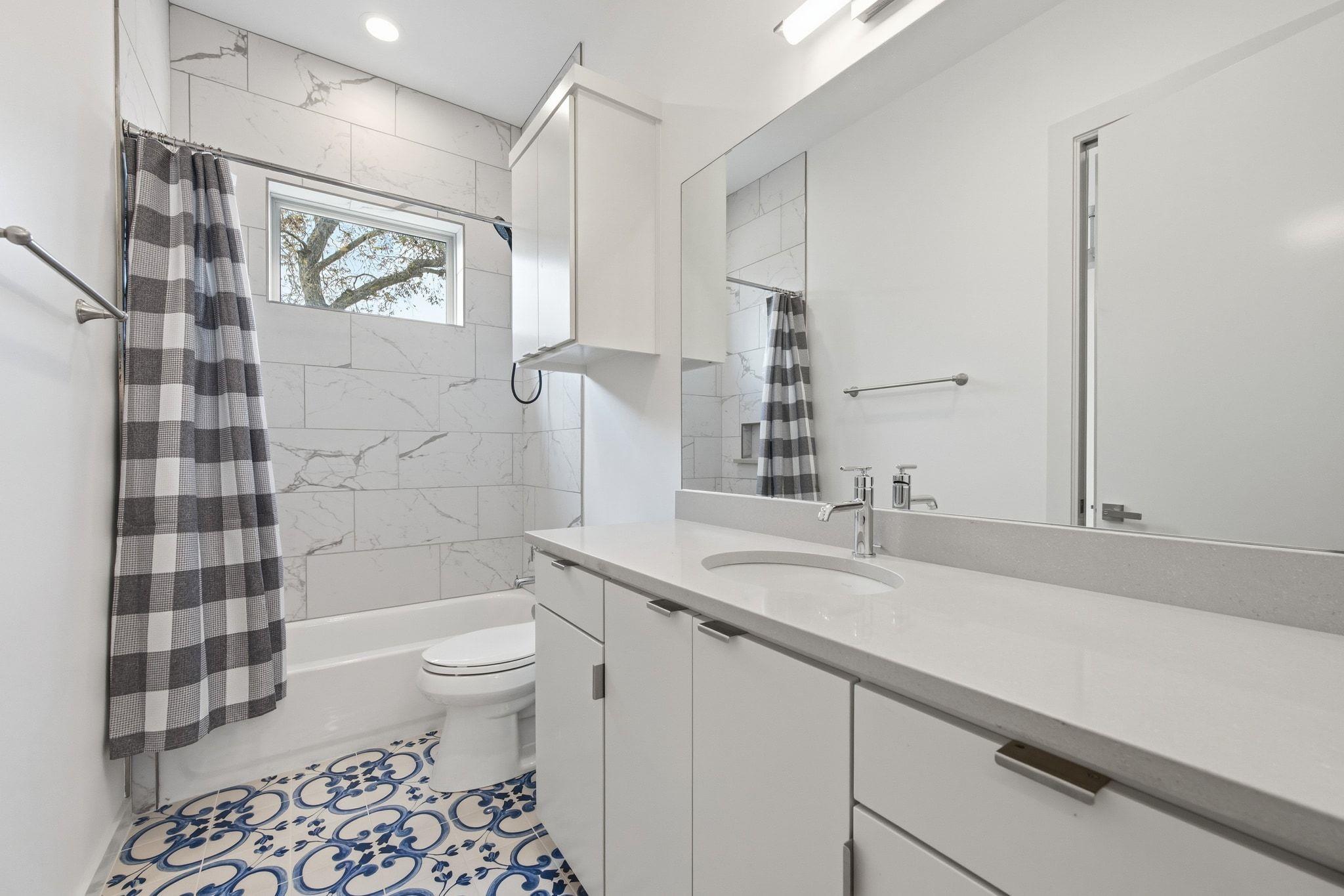 2811 Garwood Unit B Street Austin TX 78702