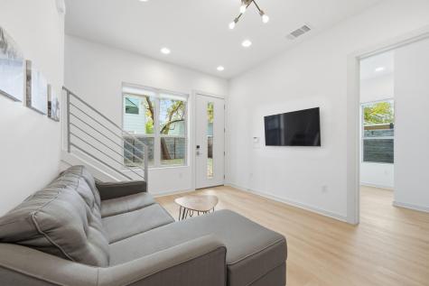 2811 Garwood Unit B Street Austin TX 78702
