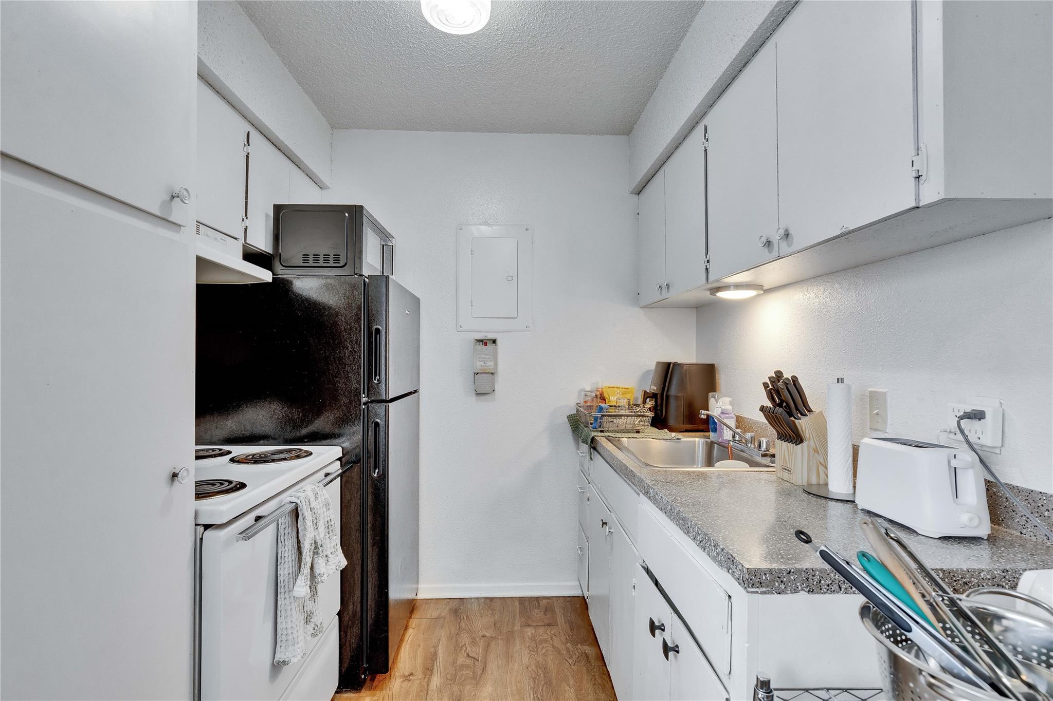 2803 Hemphill Park Austin TX 78705