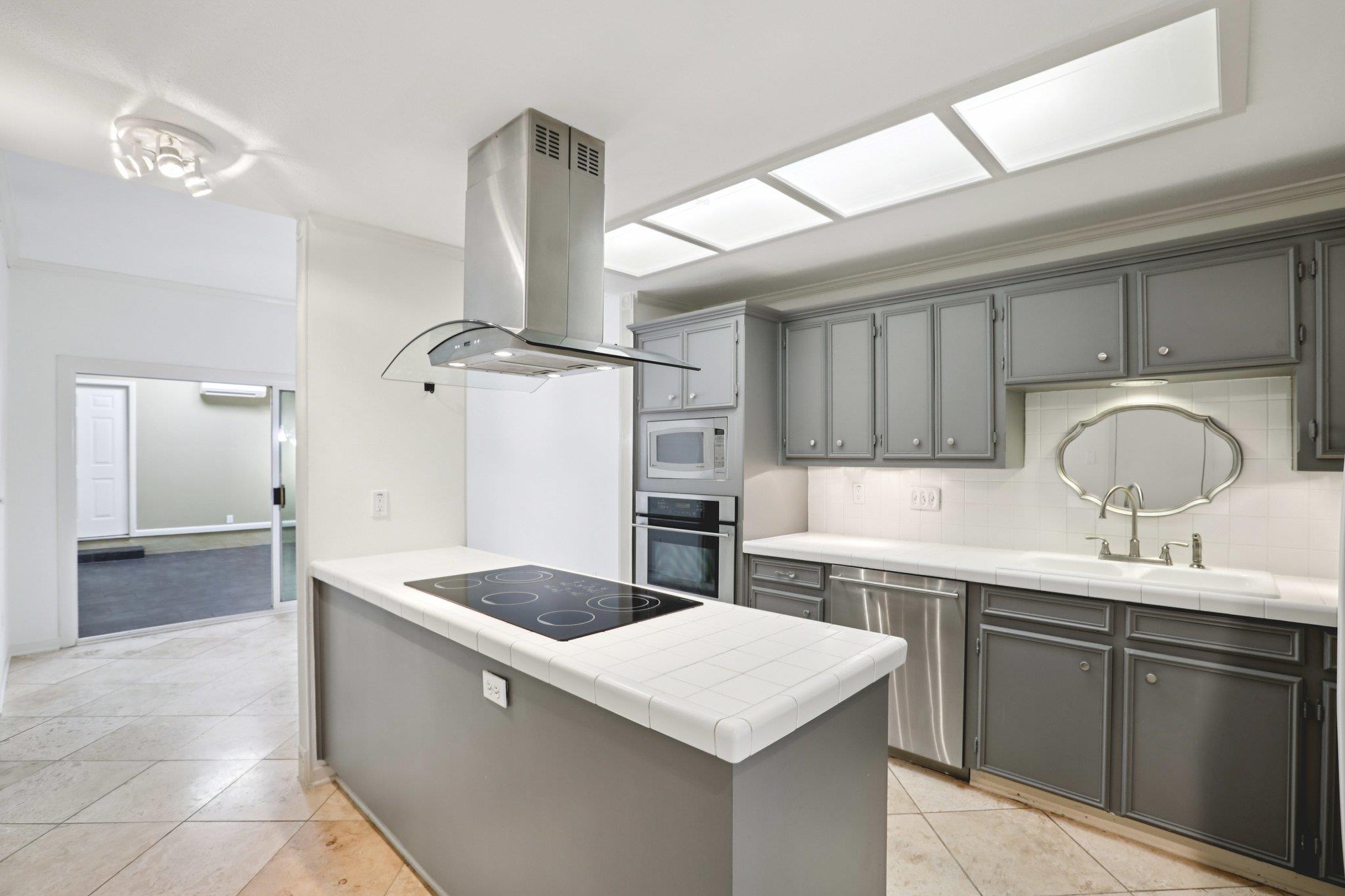 7216 Chimney Corners Austin TX 78731