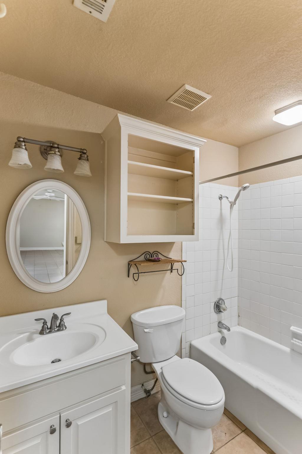 1919 American Drive Lago Vista TX 78645