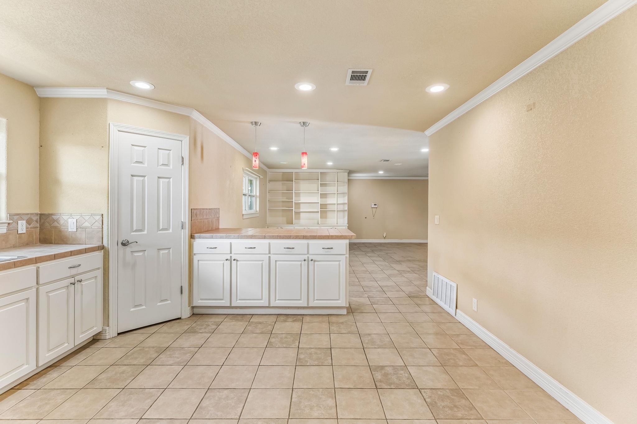 1919 American Drive Lago Vista TX 78645
