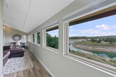 287 Venture Boulevard Point Venture TX 78645