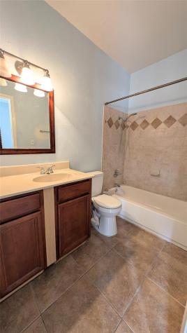 1013 Chestnut Street San Marcos TX 78666