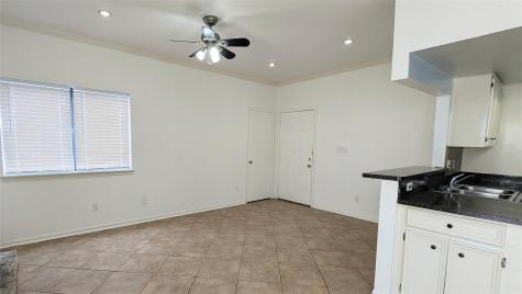 1013 Chestnut Street San Marcos TX 78666