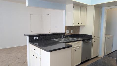 1013 Chestnut Street San Marcos TX 78666