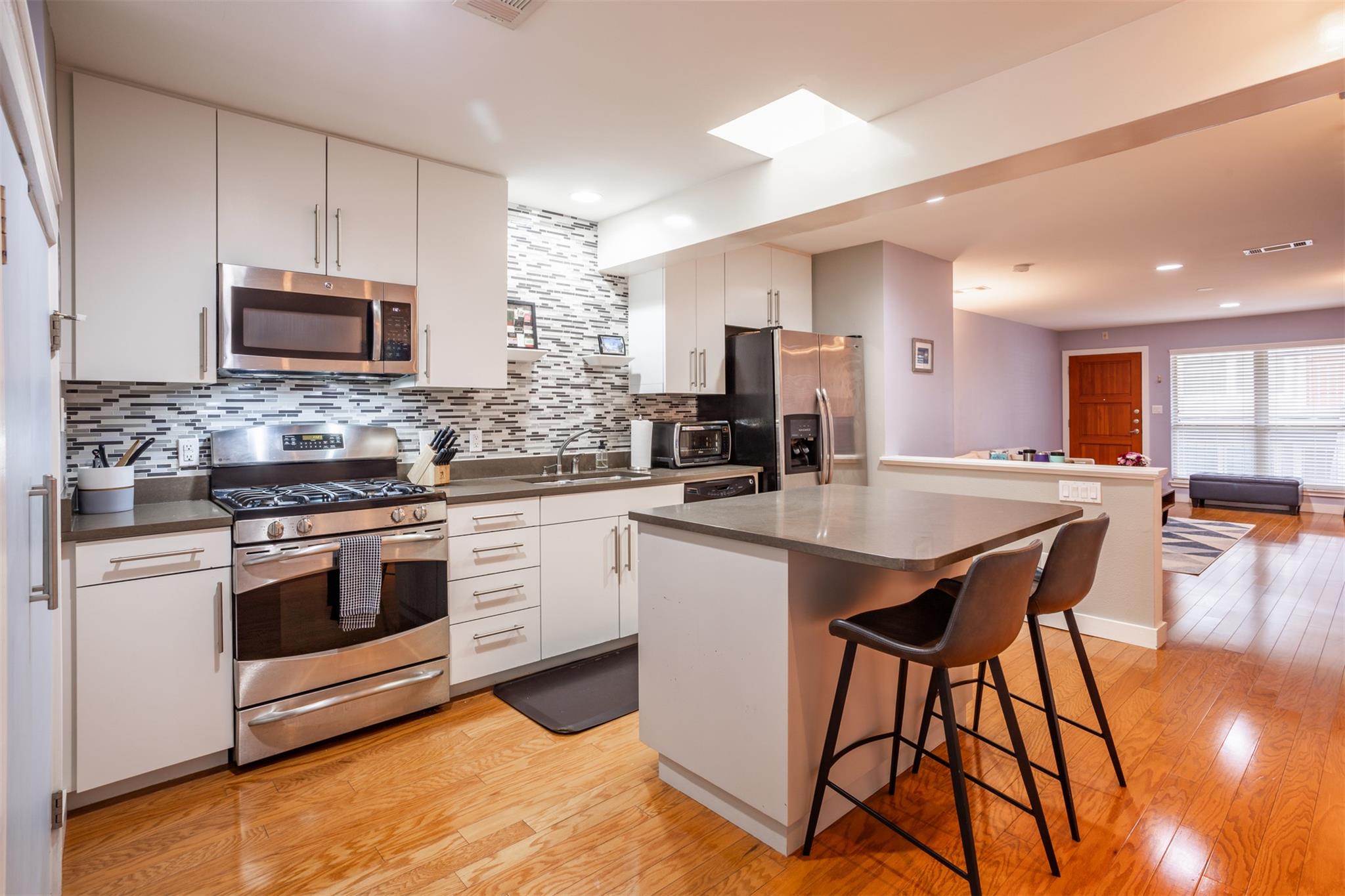 1115 W 10th Street Austin TX 78703