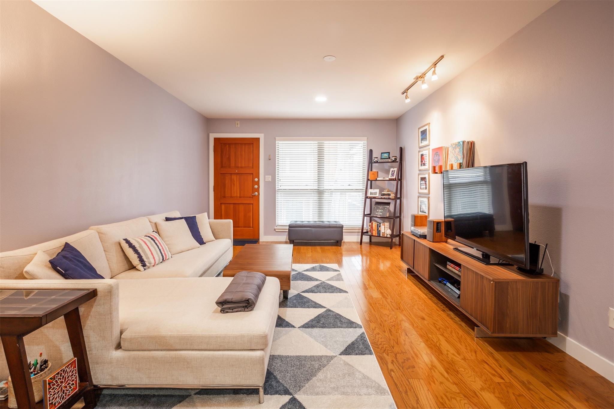 1115 W 10th Street Austin TX 78703