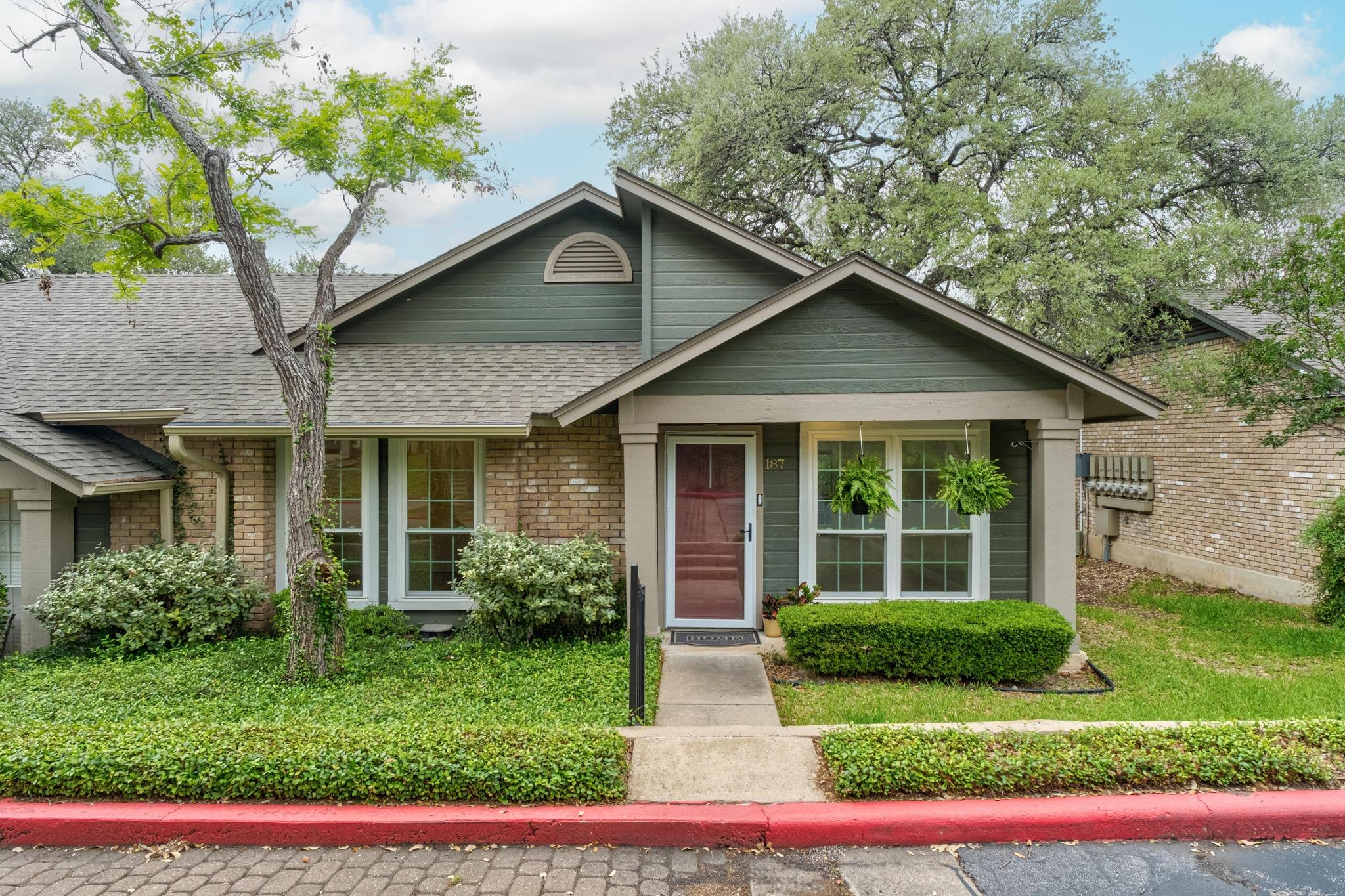 1015 E Yager Lane Austin TX 78753