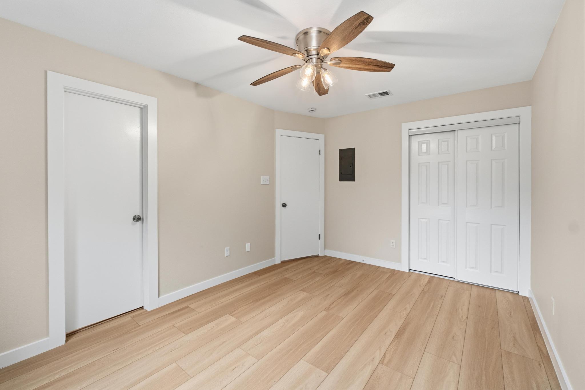 1015 E Yager Lane Austin TX 78753