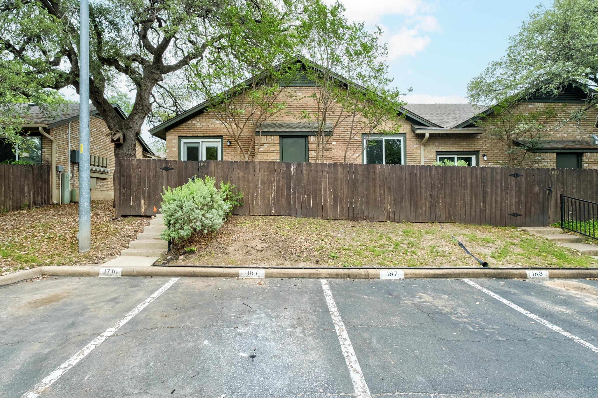 1015 E Yager Lane Austin TX 78753