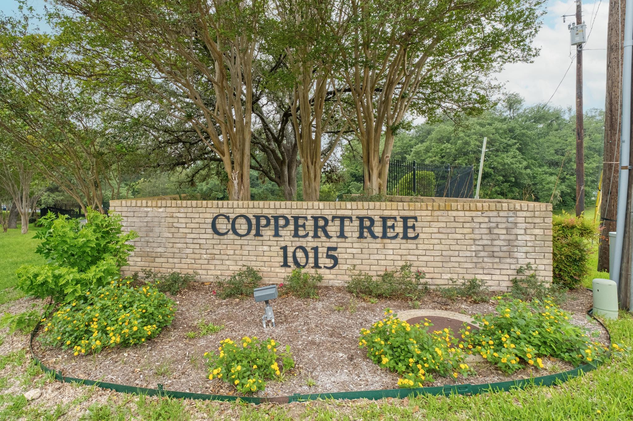 1015 E Yager Lane Austin TX 78753