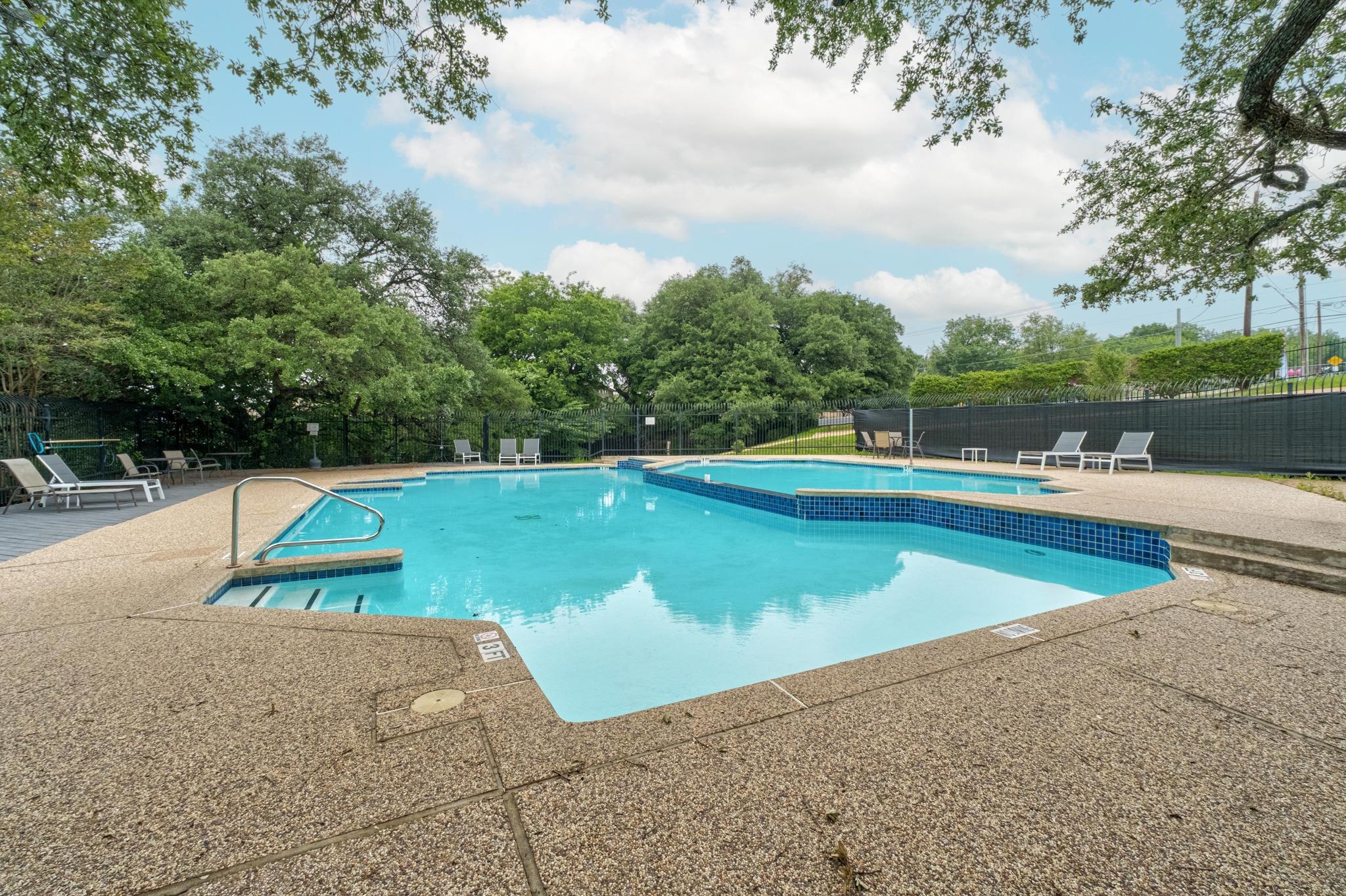 1015 E Yager Lane Austin TX 78753